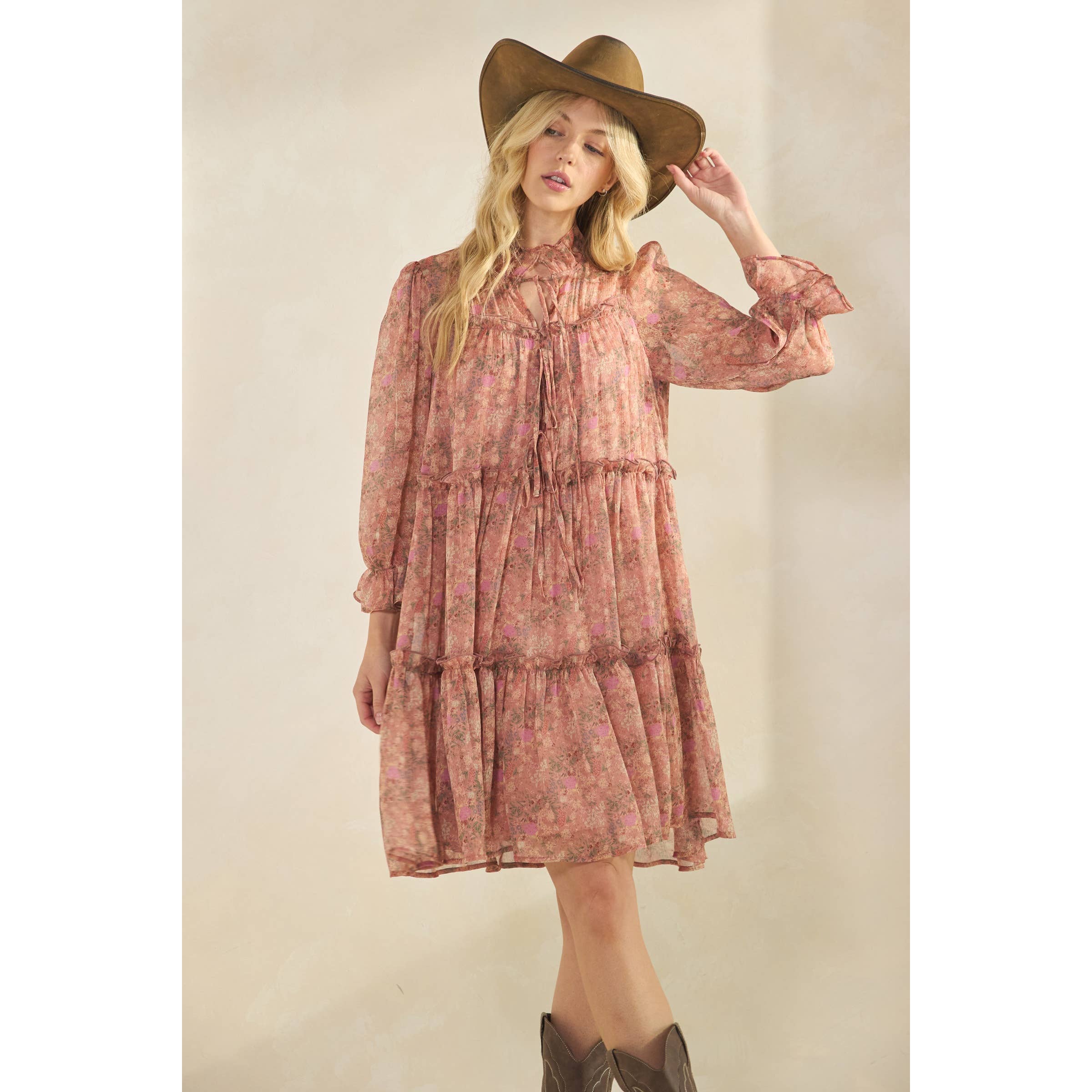 VINTAGE-INSPIRED FLORAL TIERED RUFFLE DRESS