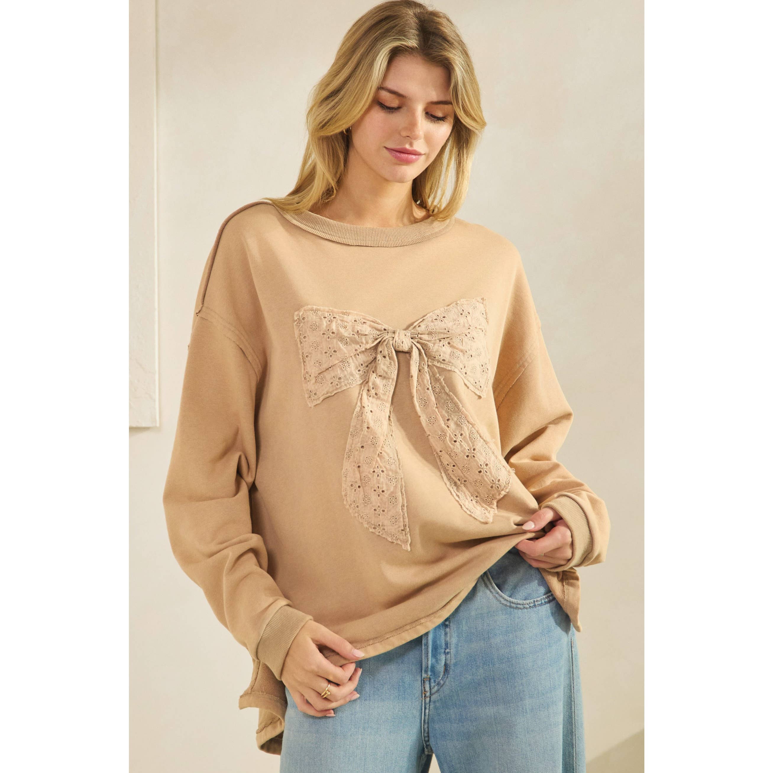 WHIMSY BOW SWEATSHIRT