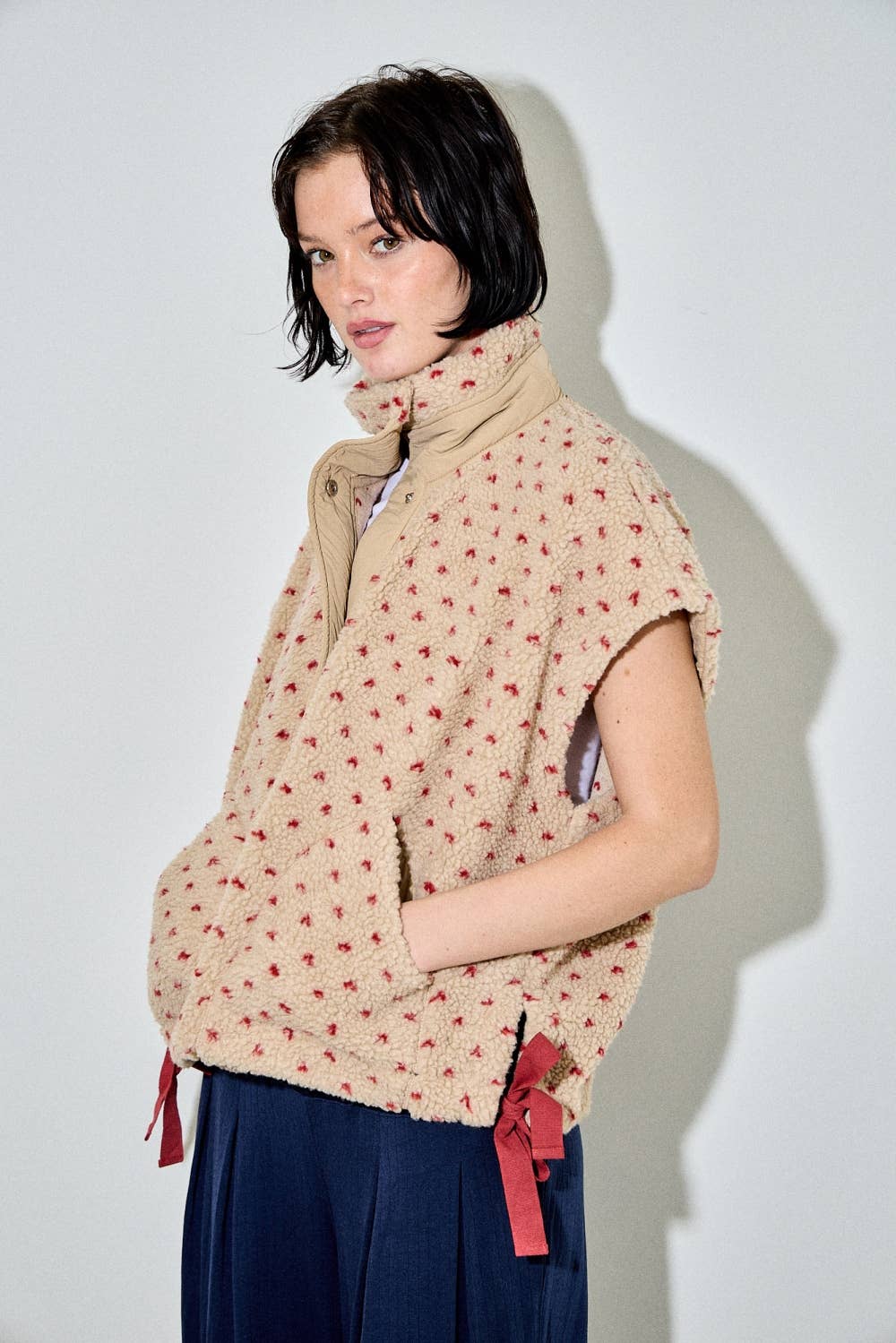 FUZZY POLKA DOT VEST JACKET