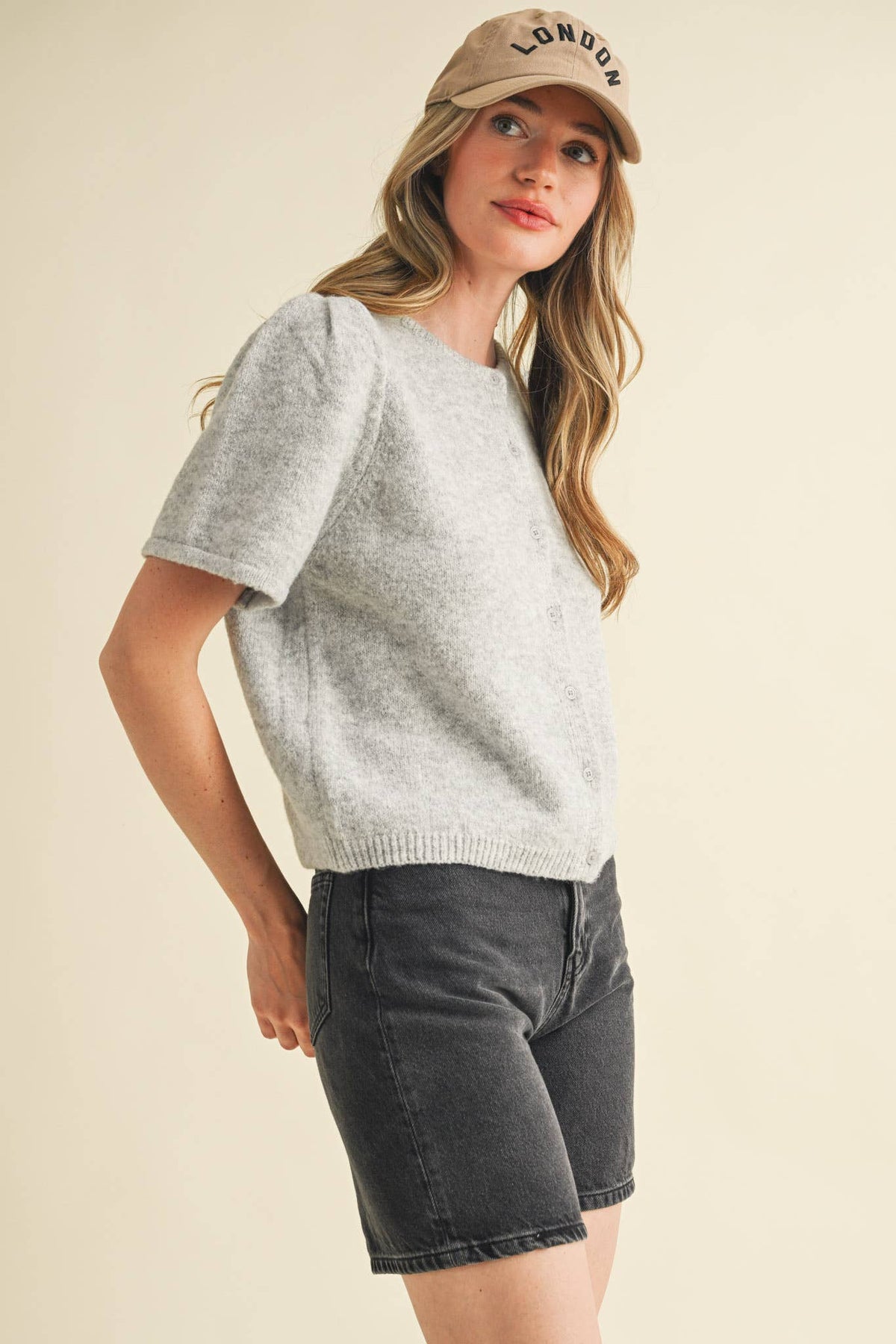 SHORT PUFF SLEEVE SWEATER CARDIGAN