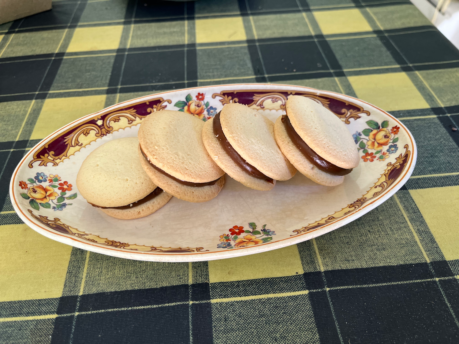 Traditional Alfajores Cookies (No Gluten)