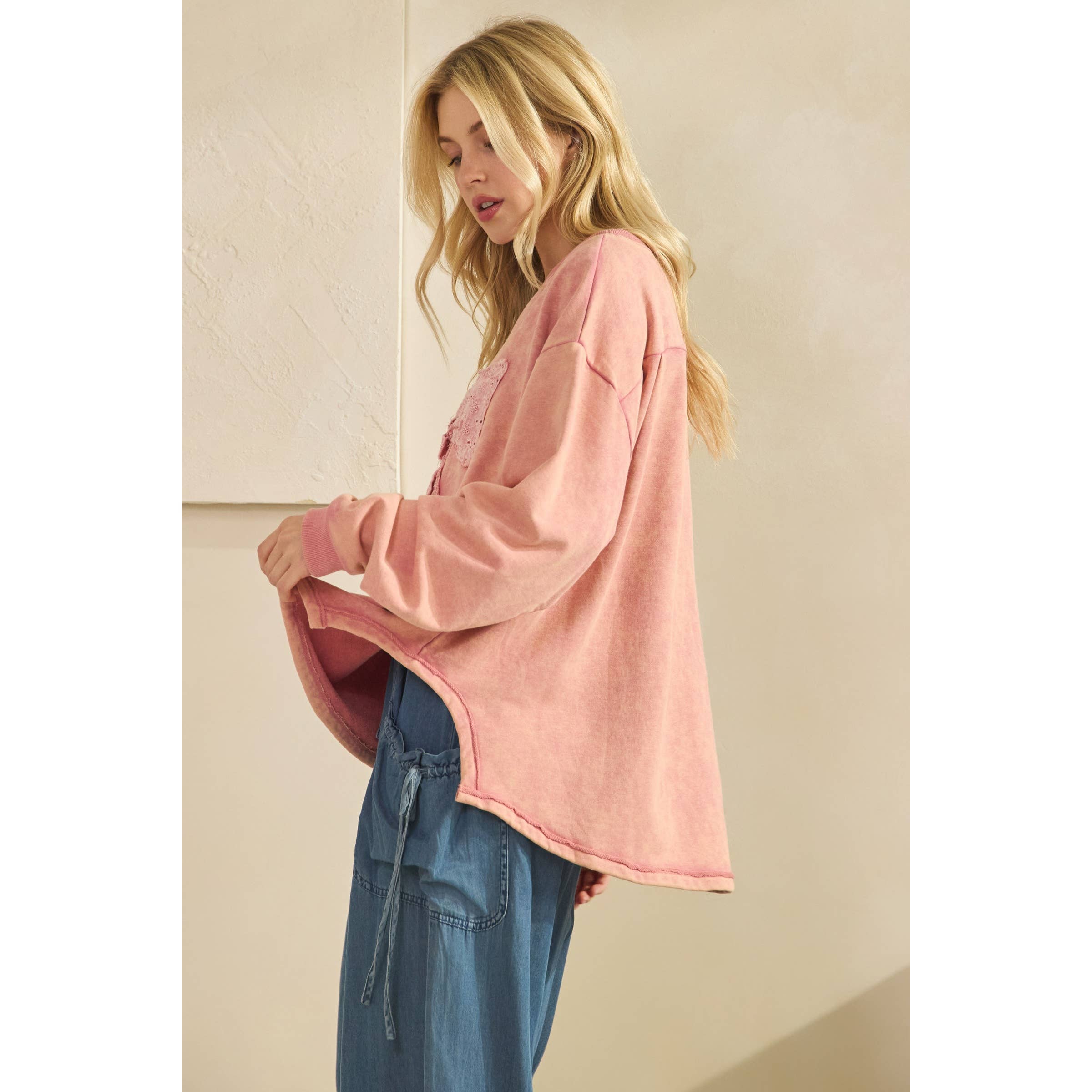 WHIMSY BOW SWEATSHIRT