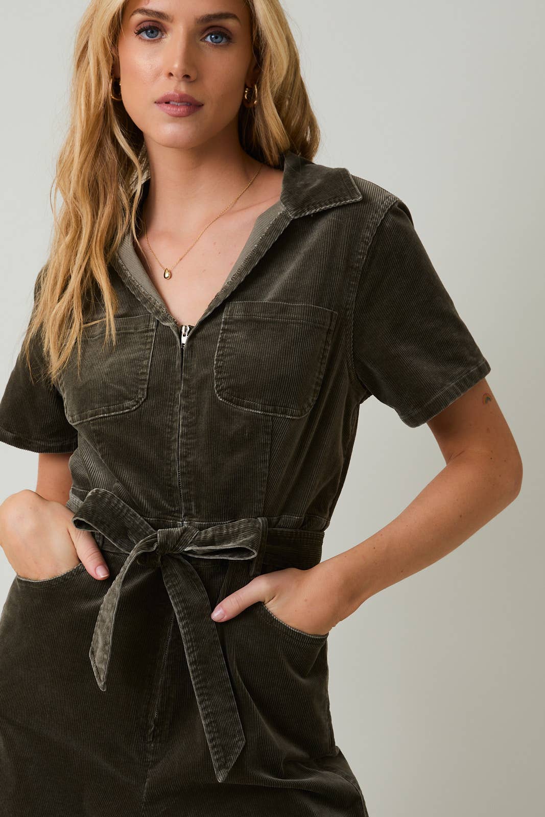 HALF SLEEVE ZIP UP UTILITY JUMPSUIT