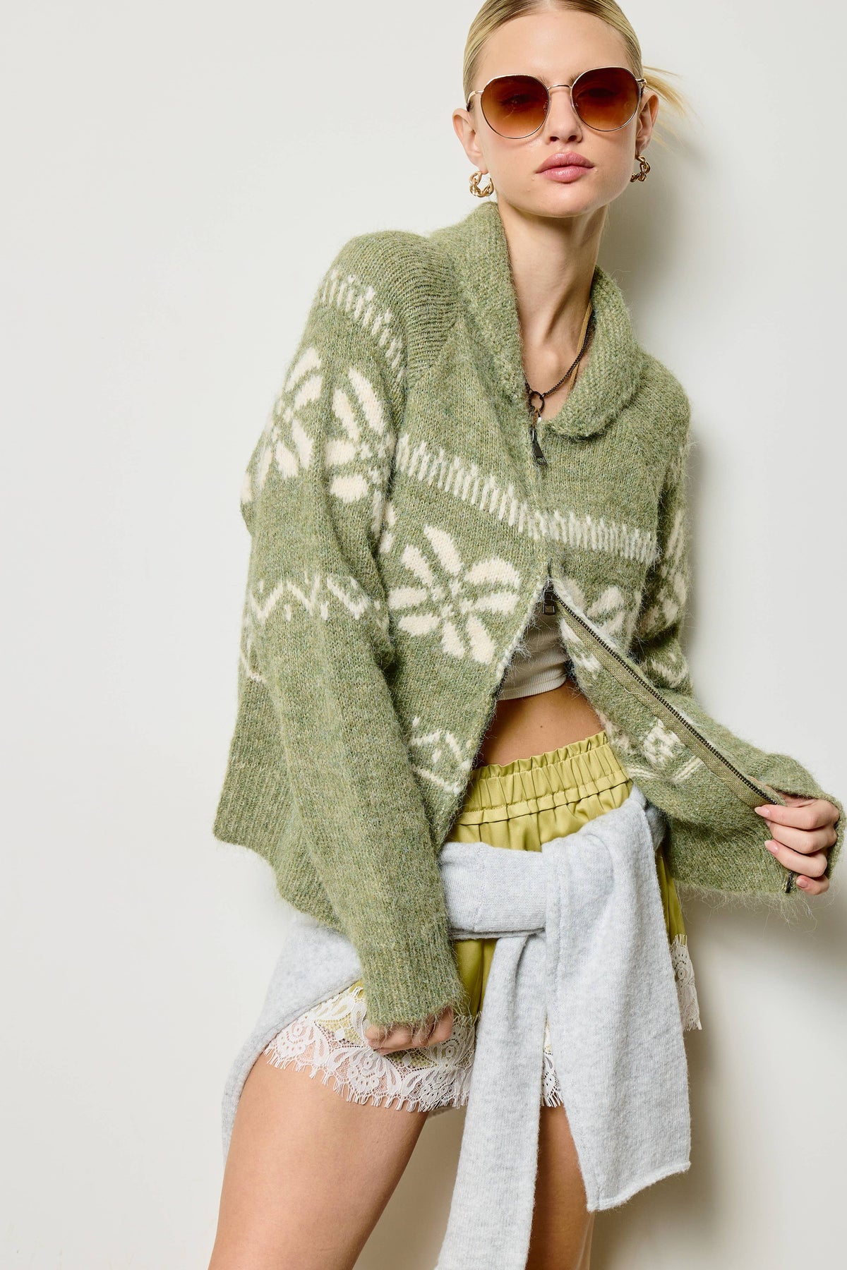 Nordic Snowflake Zip Up Knit Jacket