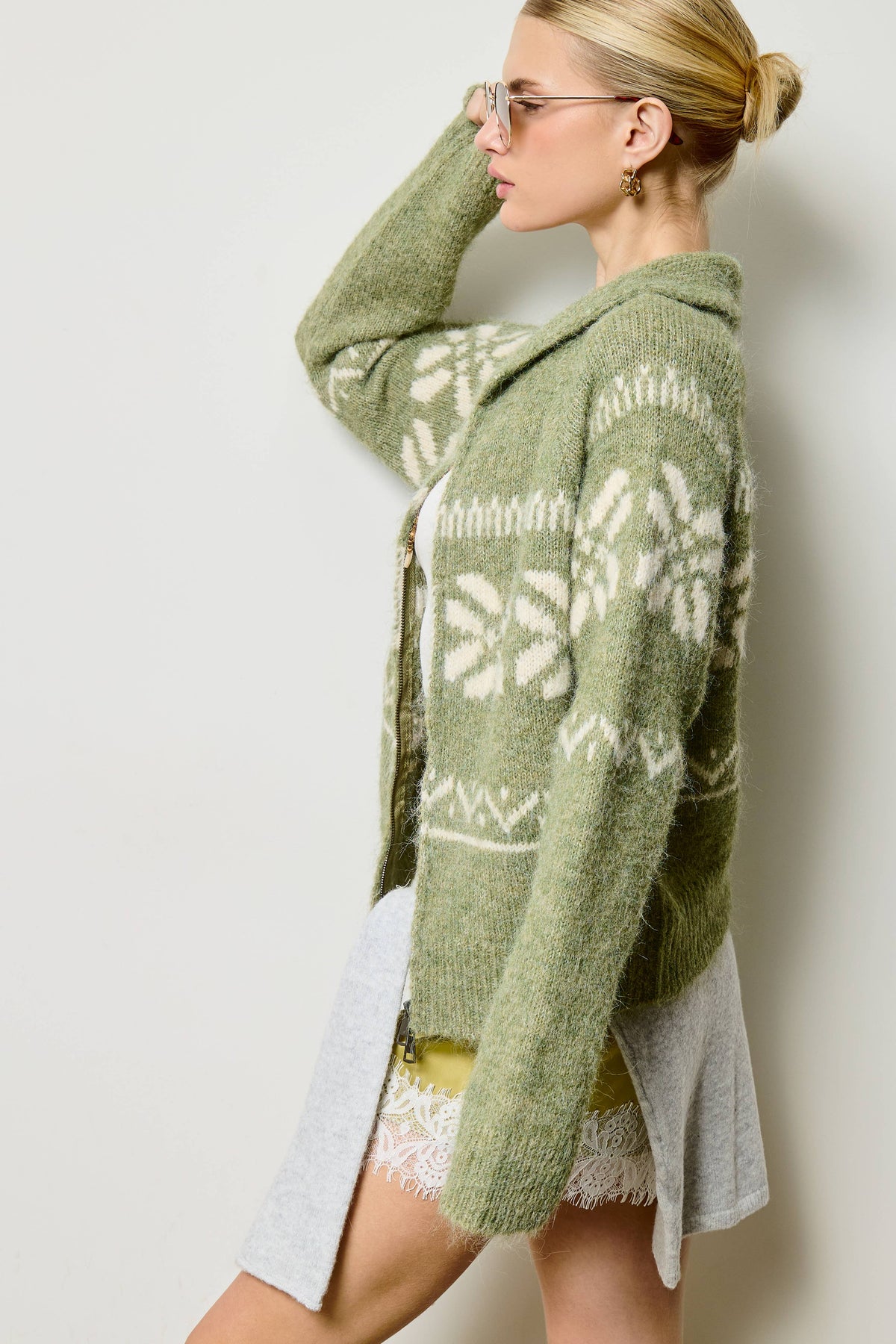 Nordic Snowflake Zip Up Knit Jacket