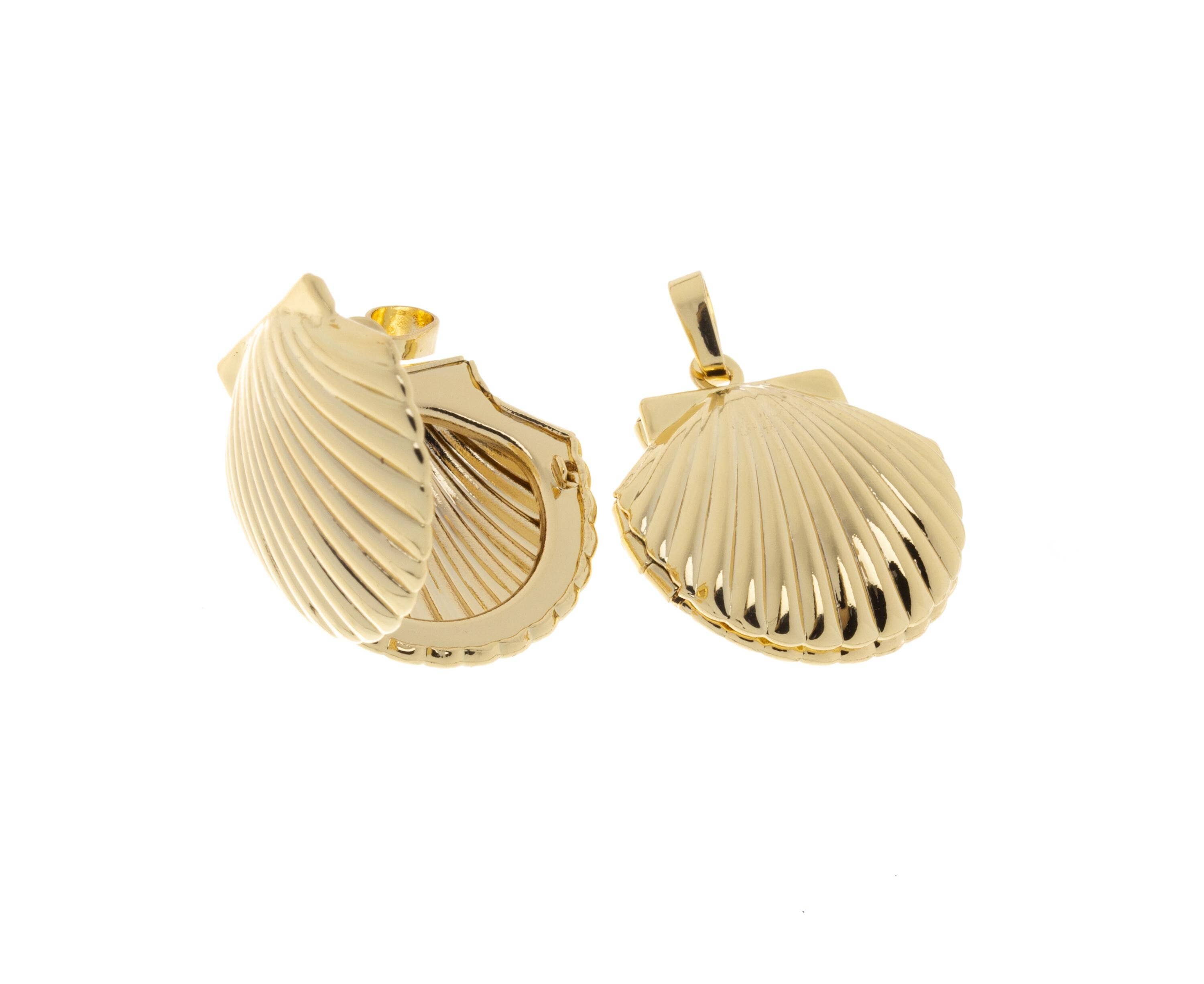 Gold Clam Shell Locket Charm Pendant