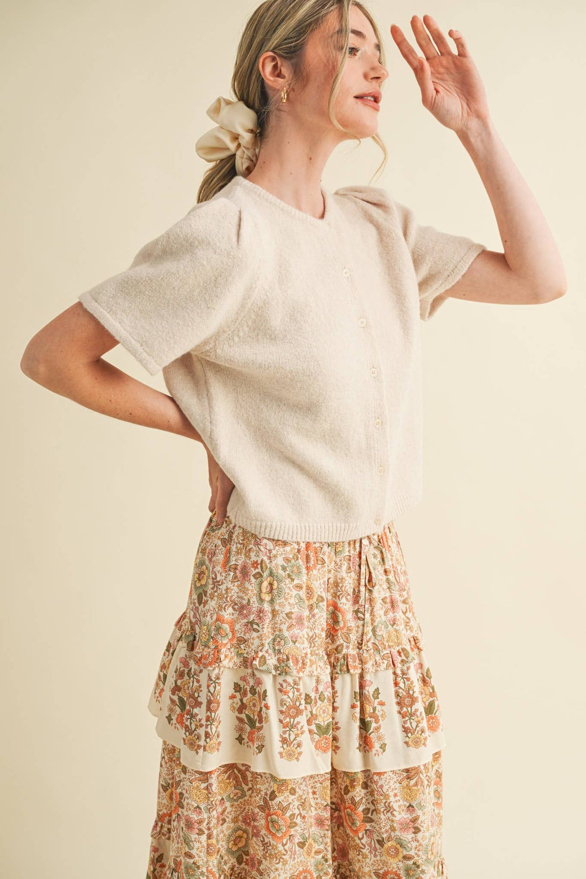 SHORT PUFF SLEEVE SWEATER CARDIGAN