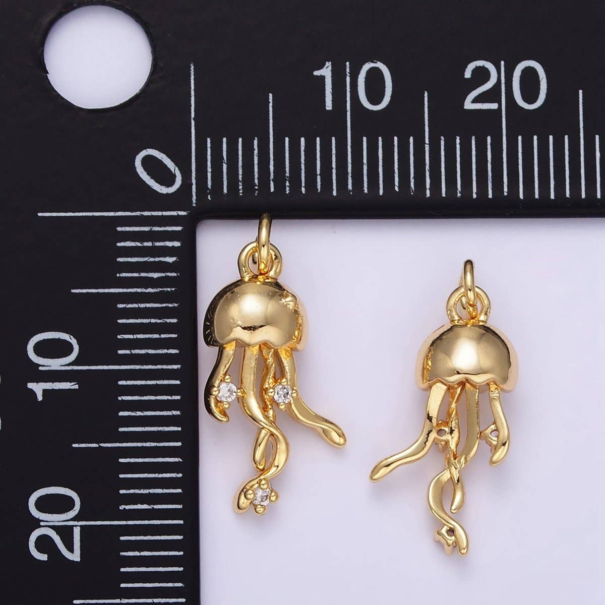 24K Gold Filled Jellyfish Ocean Animal Charm | AG850