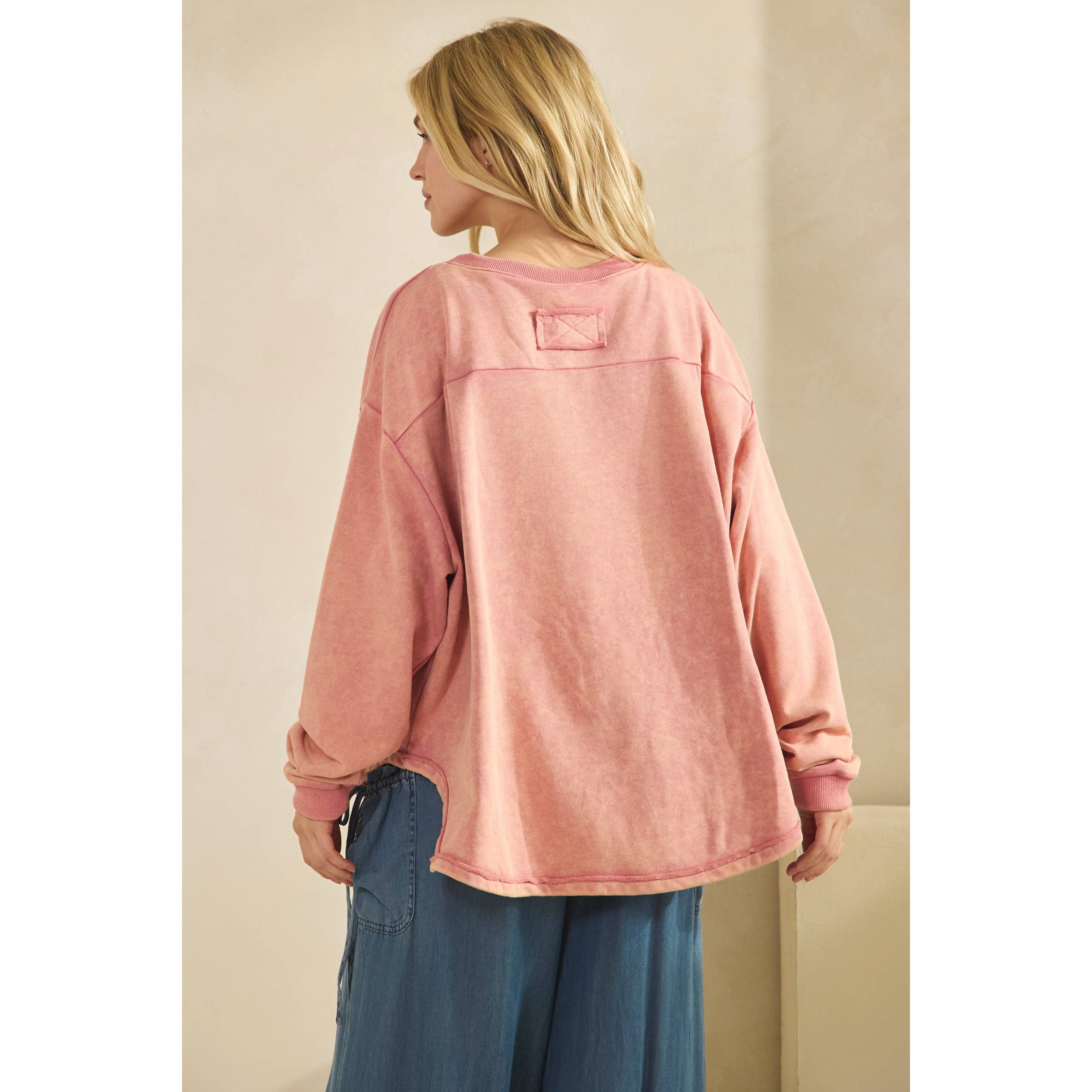 WHIMSY BOW SWEATSHIRT