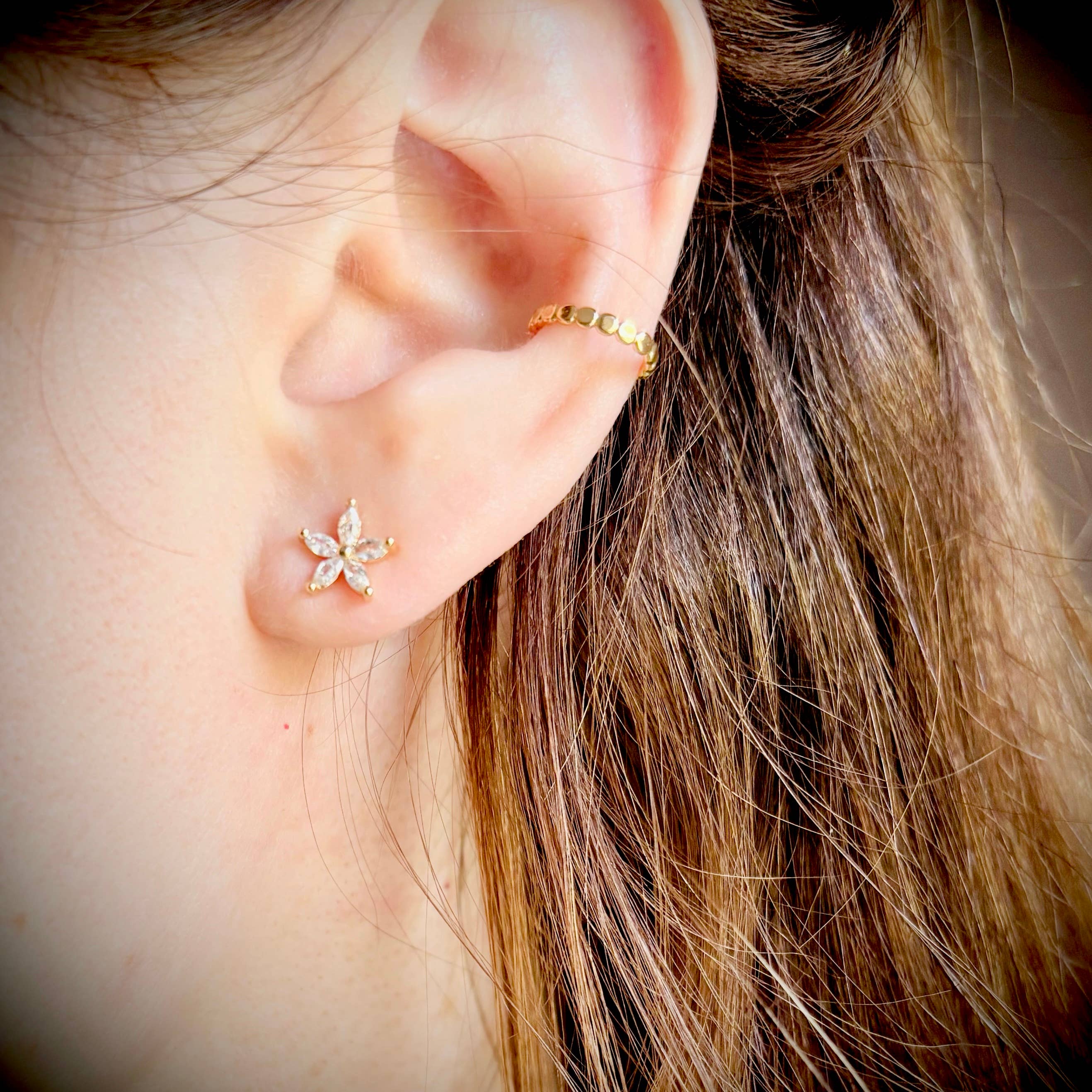 CRYSTAL FLOWER STUDS