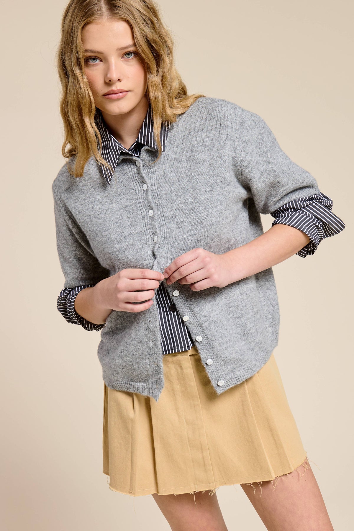Open-Pack Short Sleeve Button Down Cardigan Top