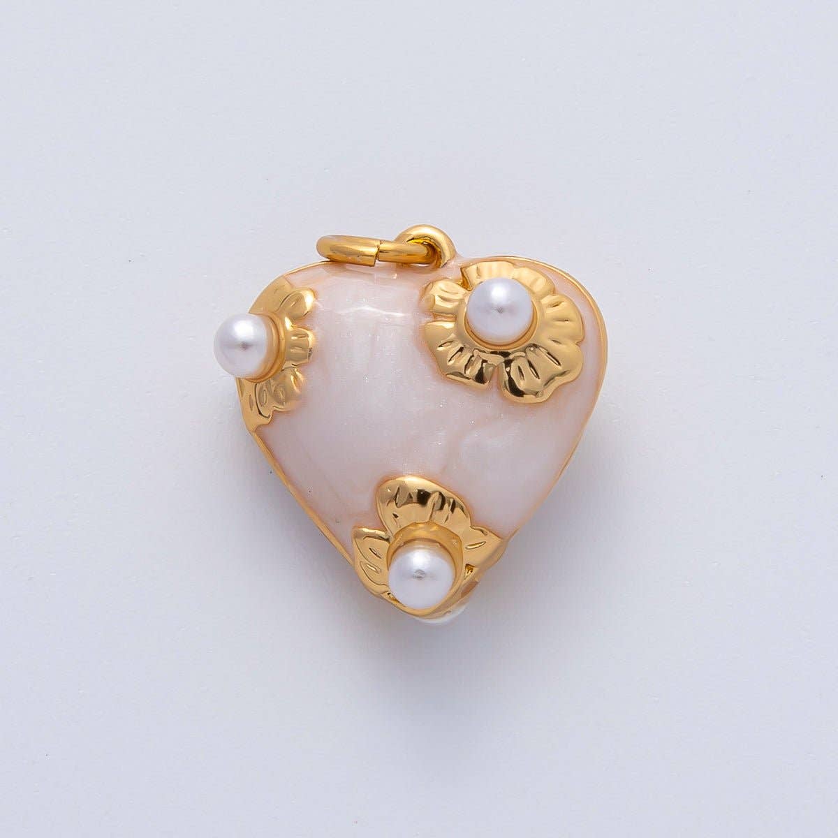 18K Gold Filled 15mm White, Red Shell Pearl Flower Chubby Heart Multidimensional 3D Charm