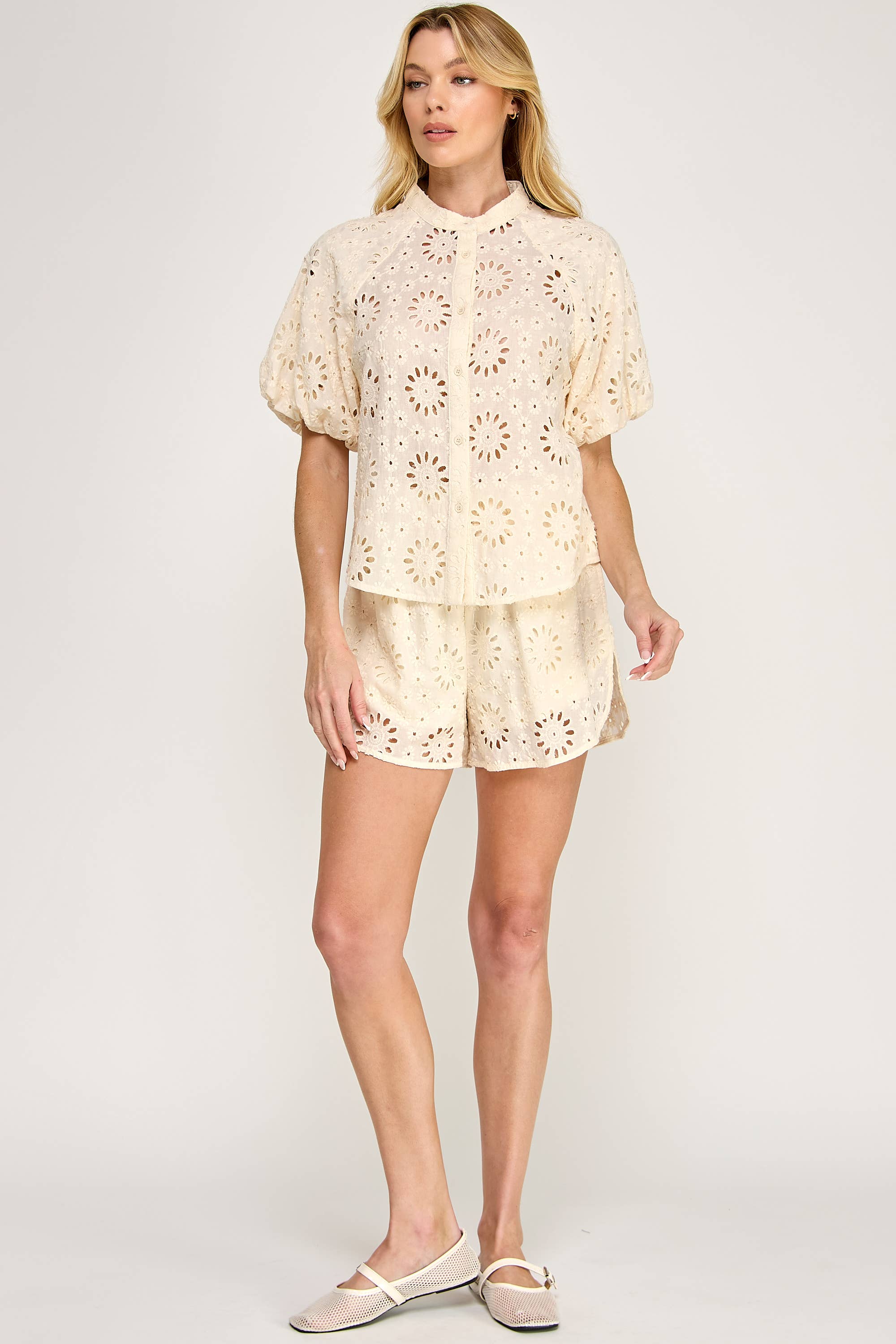 EYELET TIE FRONT SHORTS