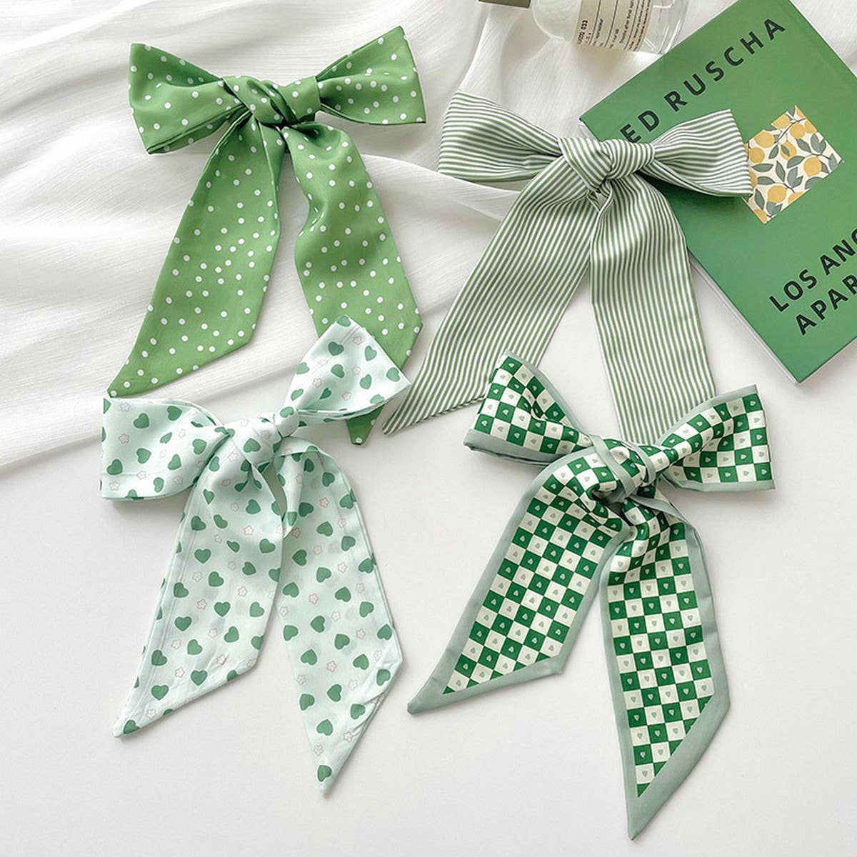 GREEN FRESH AND NARROW LONG FASHIONABLE SCARF