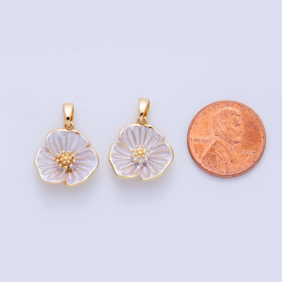 18K Gold Filled Enamel Flower Pendant | AH755