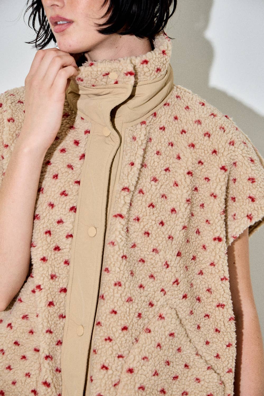 FUZZY POLKA DOT VEST JACKET