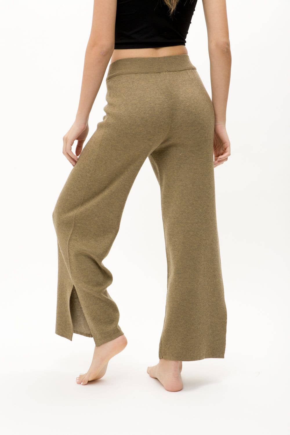 19576 Wide Leg Sweater Pants