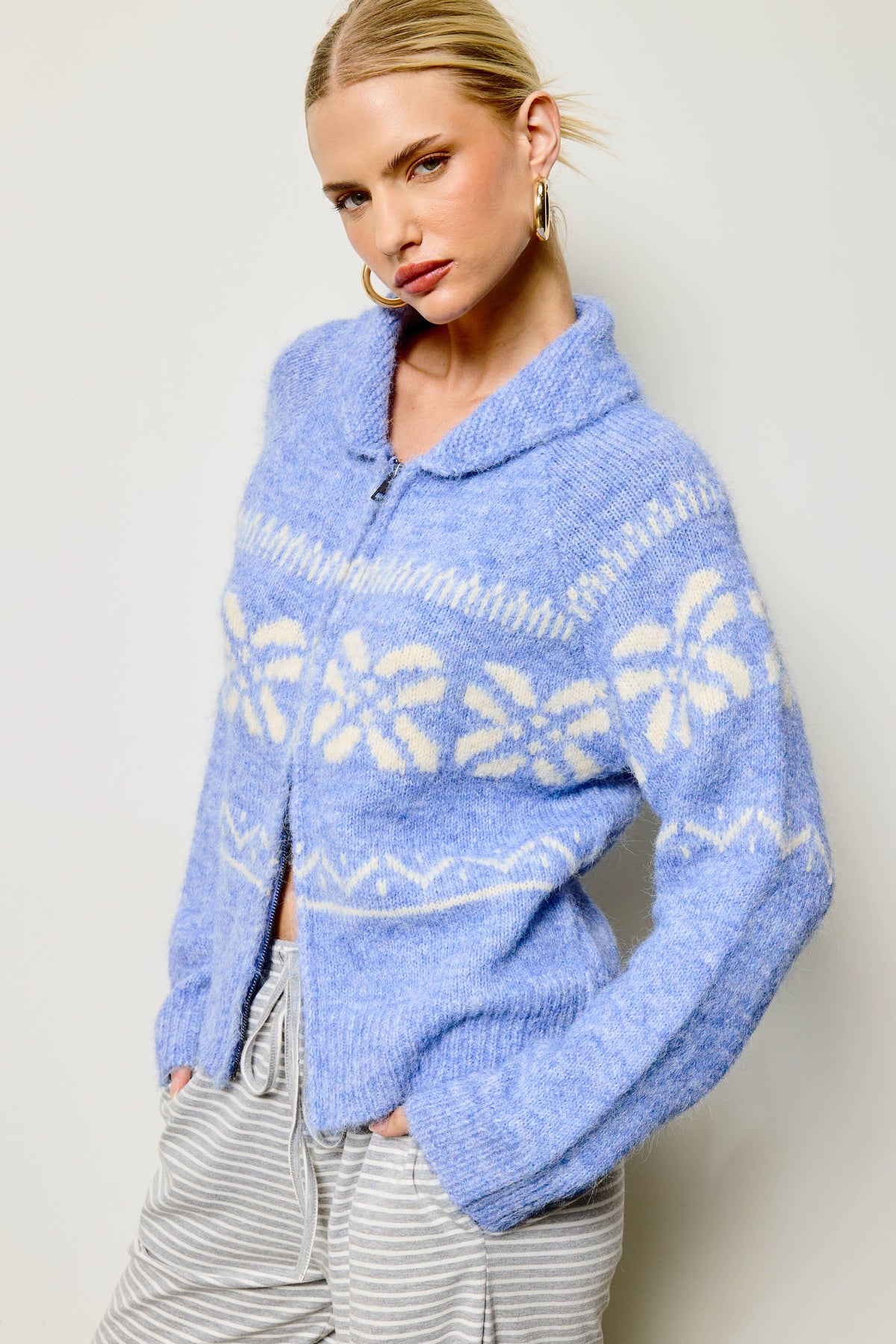 Nordic Snowflake Zip Up Knit Jacket