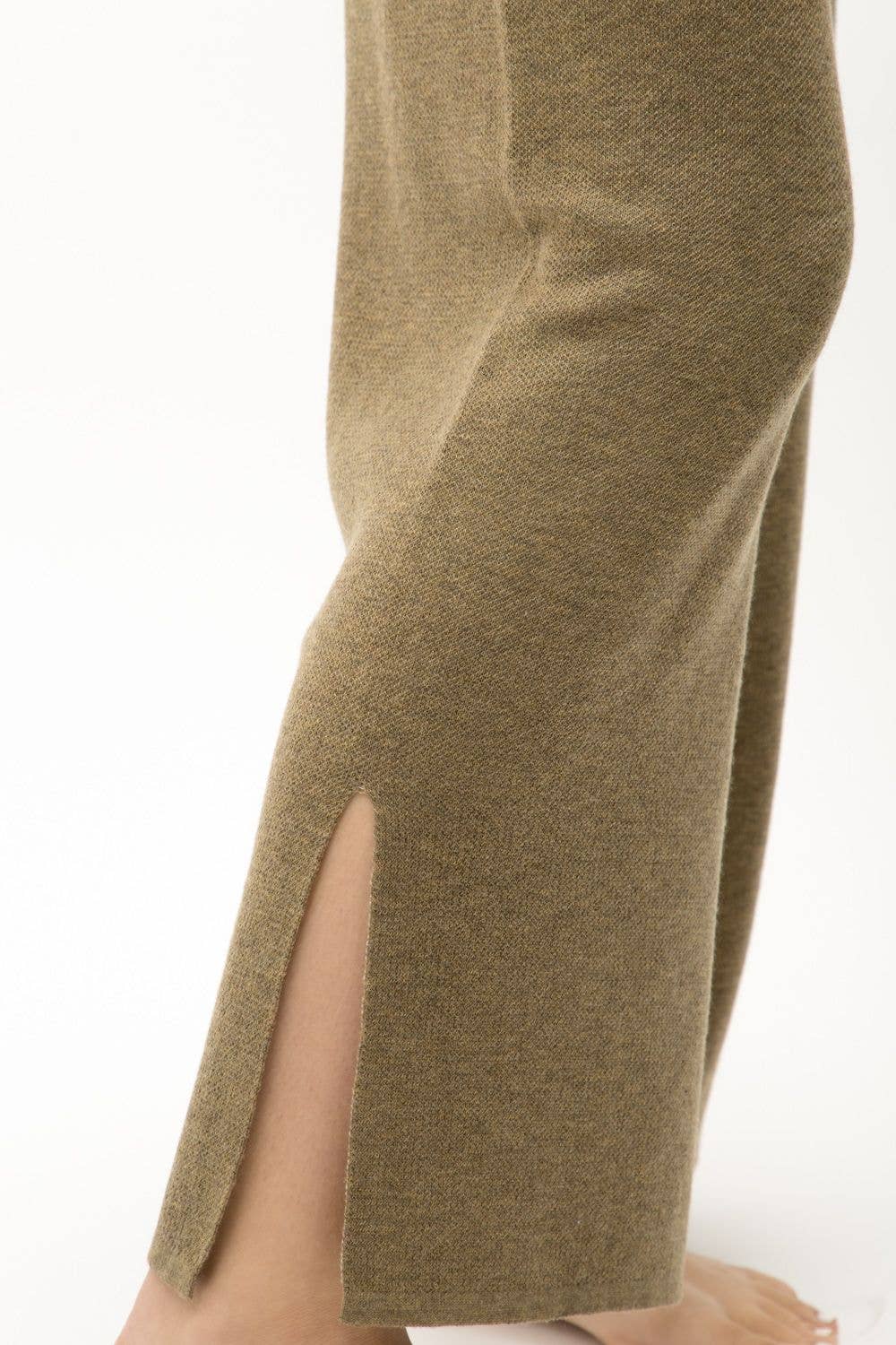 19576 Wide Leg Sweater Pants
