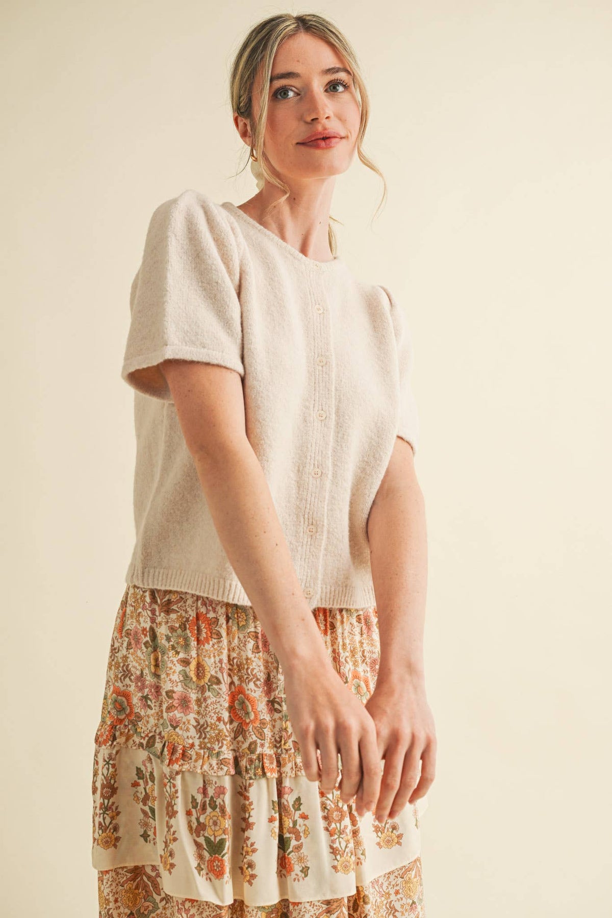 SHORT PUFF SLEEVE SWEATER CARDIGAN