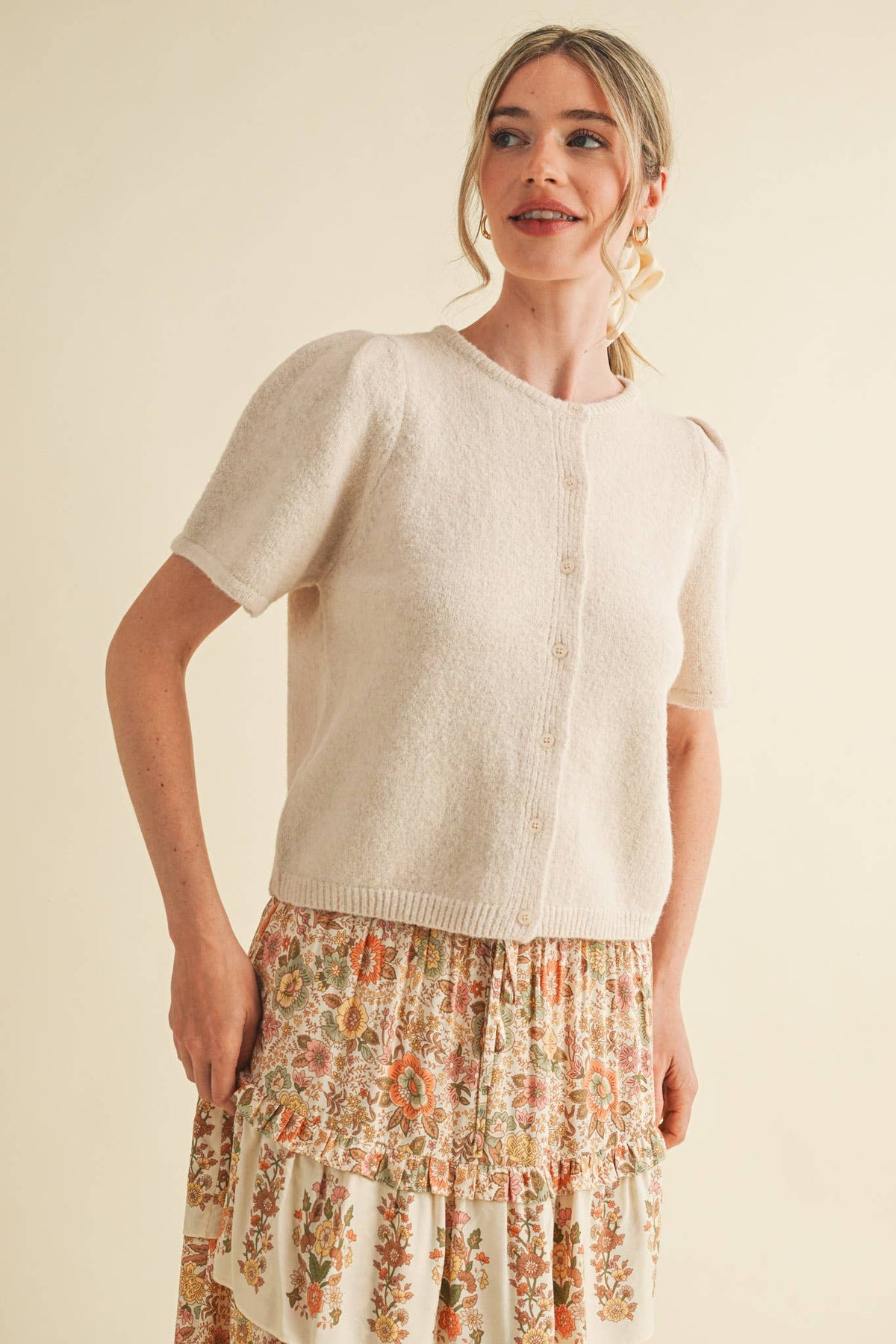SHORT PUFF SLEEVE SWEATER CARDIGAN