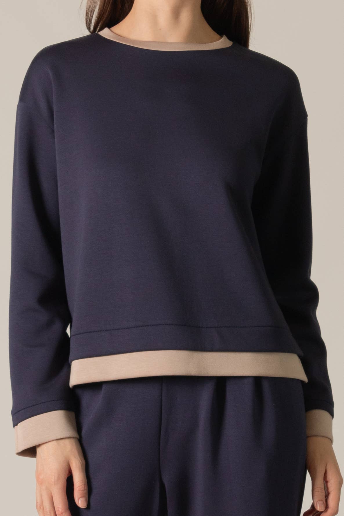 P. CILL Butter Modal Contrast Border Top