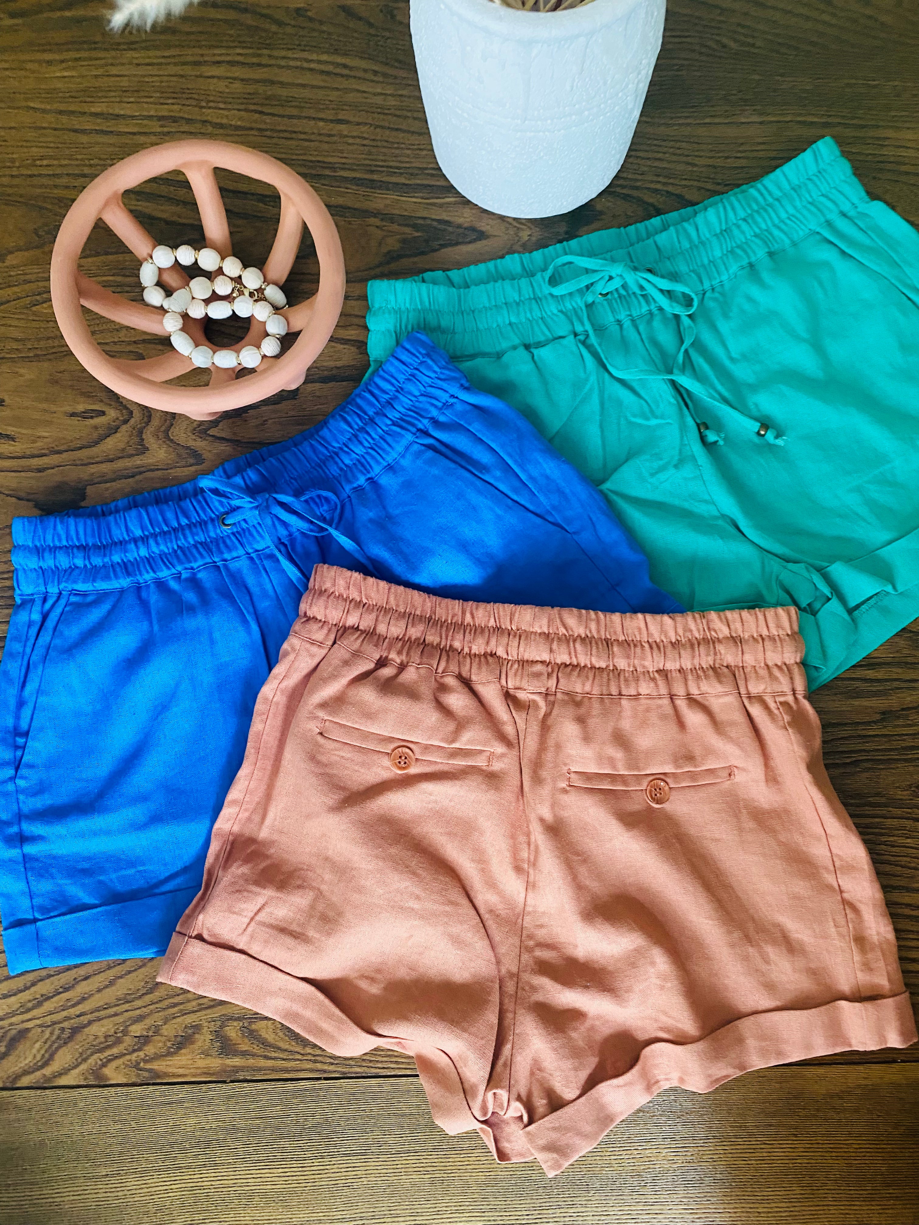 String Tie Cuffed Shorts